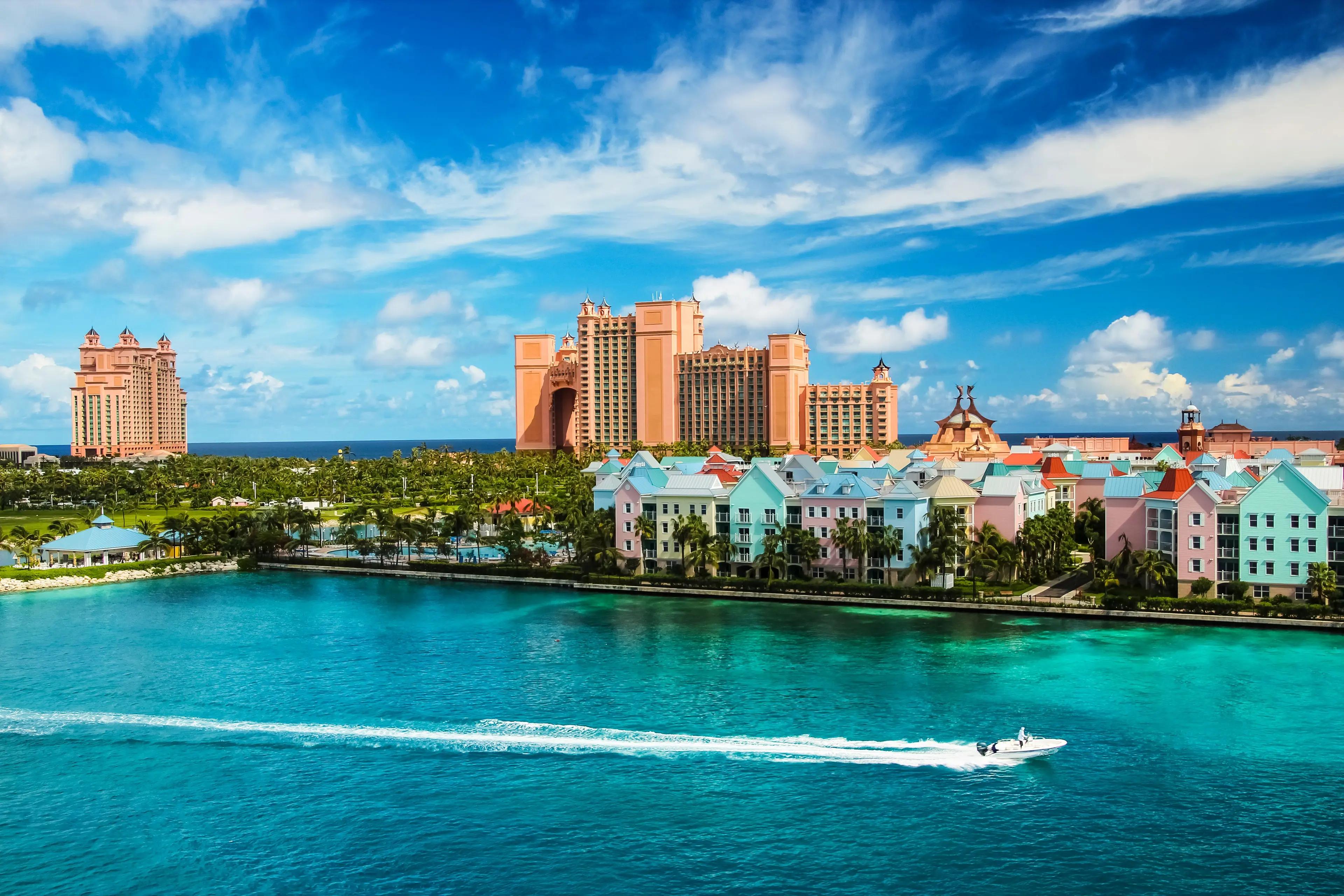 Cartagena to Fort Lauderdale Luxury Cruise background